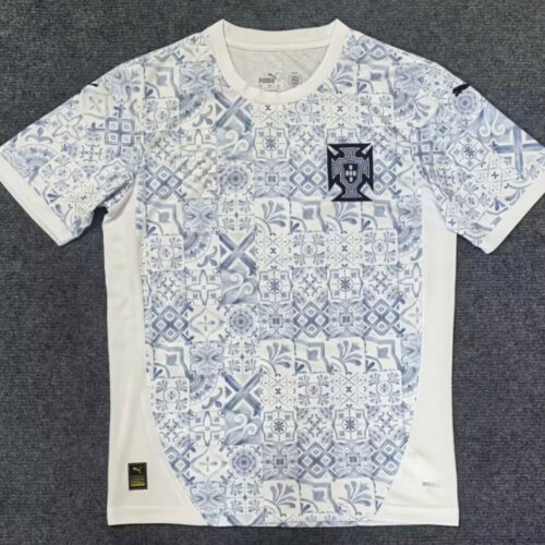 IMG_7271_1877d181-5f3d-4acc-b5e9-d754f6fd665e.jpg Portugal Special Edition Shirt 25/26