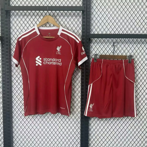 IMG_7708.jpg Liverpool Thuissetje 25/26