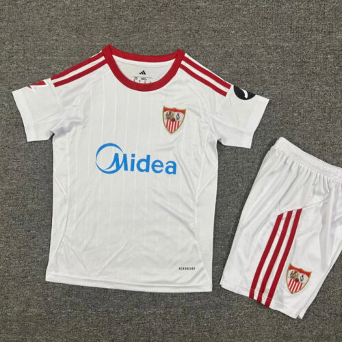 IMG_7817.jpg Sevilla Thuissetje 25/26