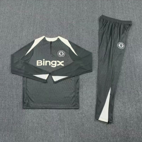 IMG_7868.jpg Chelsea Trainingspak 25/26