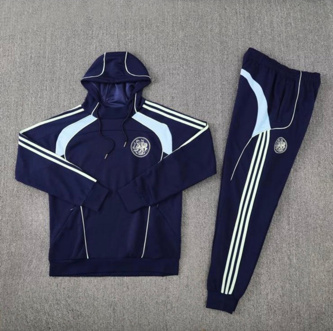 Ajax Trainingspak 25/26