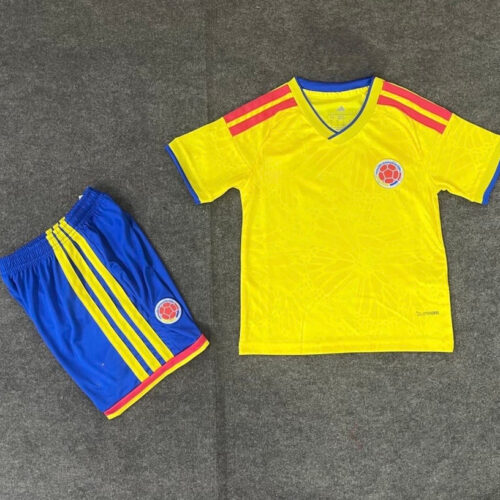 IMG_9289.jpg Colombia Kids Thuissetje 26/27