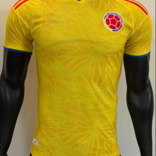 IMG_9291_0f3569c8-a2a1-4037-940c-5fbf35916db8.jpg Colombia Thuisshirt 26/27