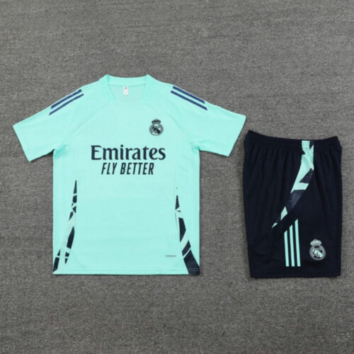 PHOTO-2025-06-16-14-27-202.jpg Real Madrid Trainingssetje 24/25