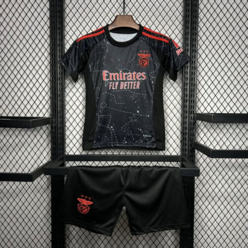 PHOTO-2025-06-16-20-15-465.jpg Benfica Kids Uitsetje 24/25