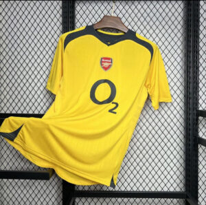 Arsenal 3de Shirt 05/06