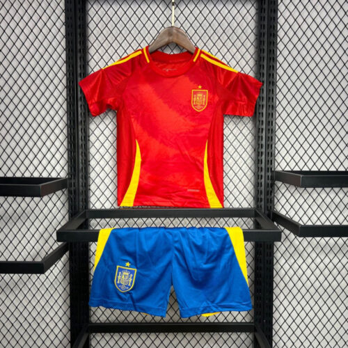 PHOTO-2025-06-18-20-16-08.jpg Spanje Thuissetje 24/25