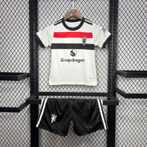 Manchester United 3de Setje 24/25