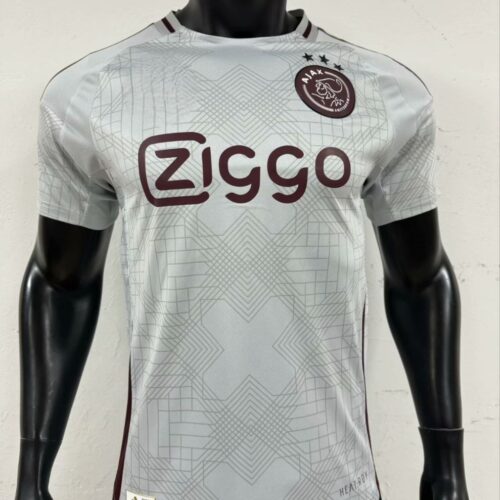 PHOTO-2025-06-18-20-32-452.jpg Ajax 3de Shirt 24/25