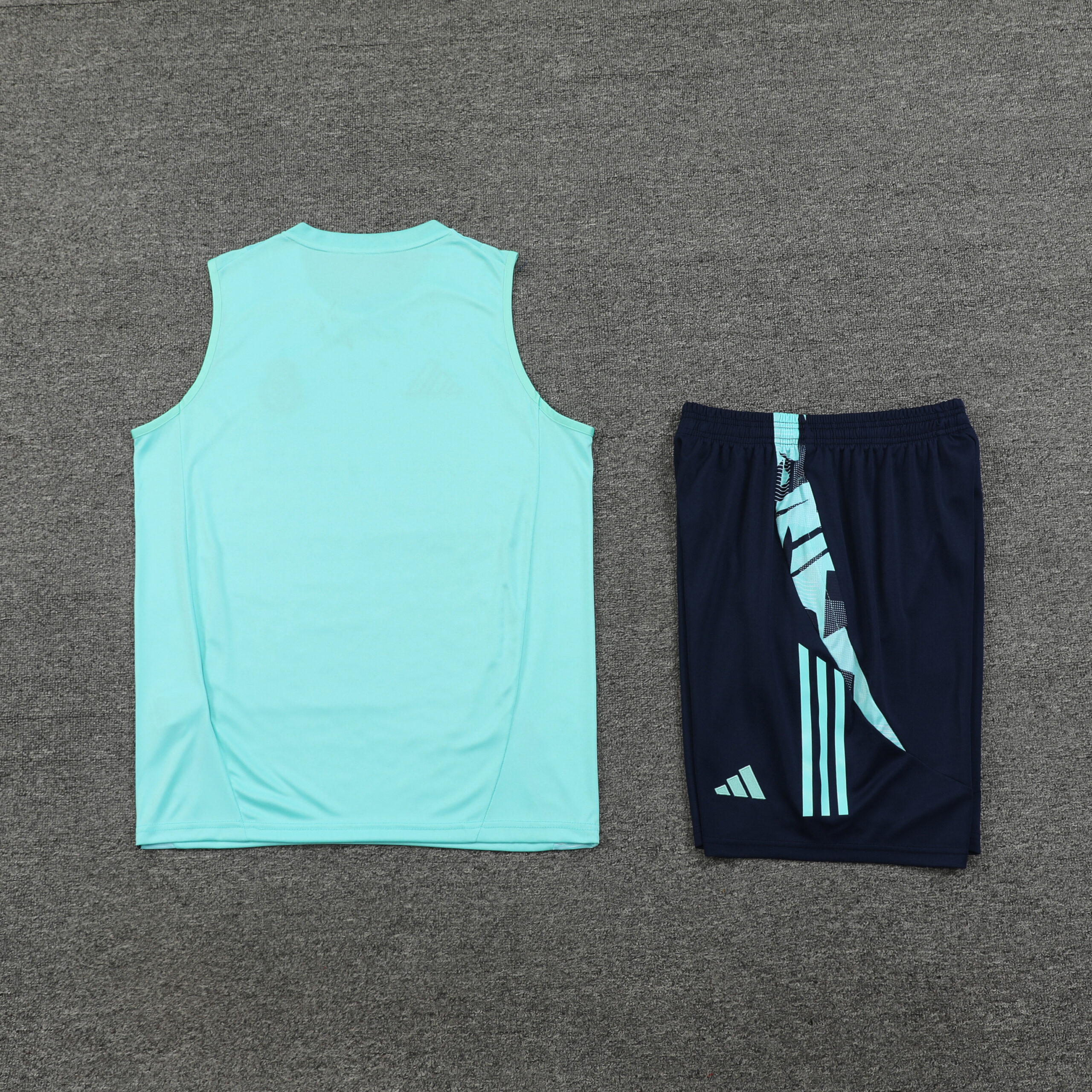 Real Madrid Tanktop Trainingssetje 24/25 - Afbeelding 2