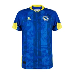 gexdmobrhaCtcmjzheCtqmbzgexdambqgaxdmnrtgqAdcmrtgextaobtheAtsobv Bosnië Thuisshirt WK 2026