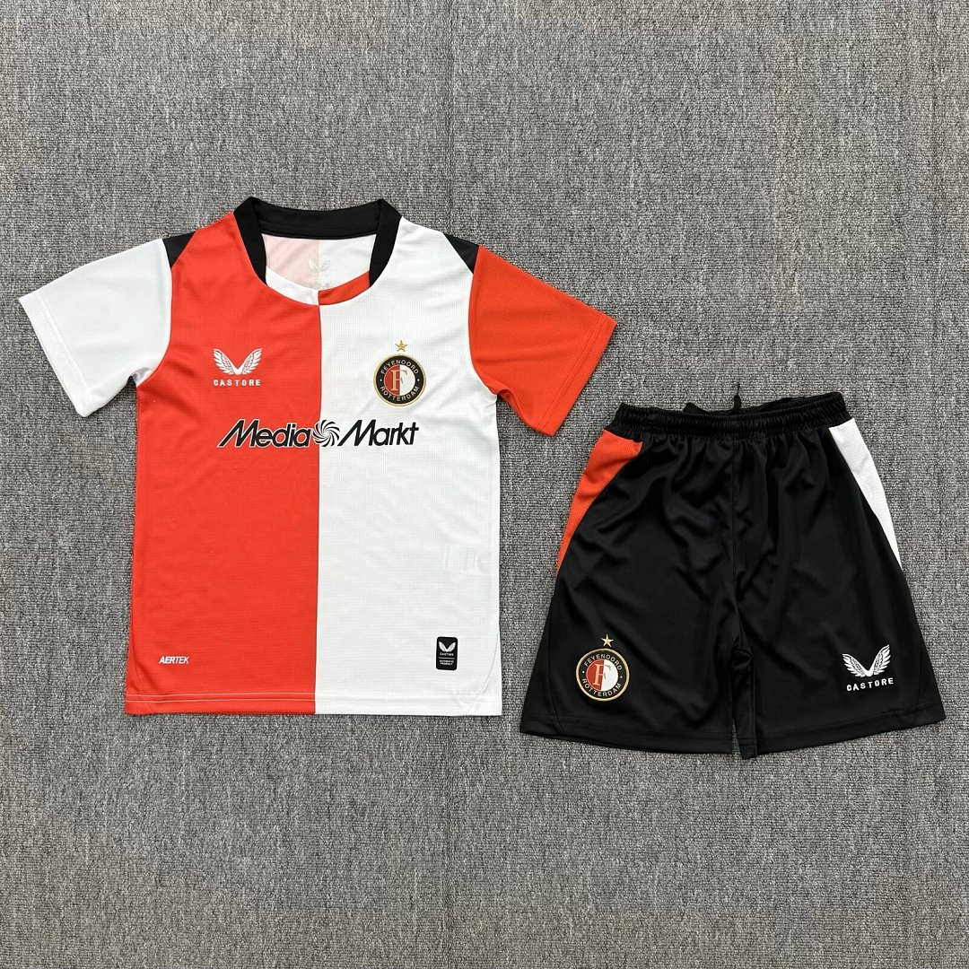 Feyenoord Thuissetje 26/27