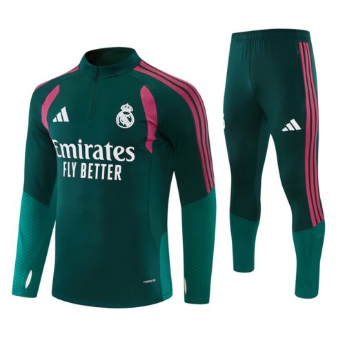 4CDCE452-DA21-4451-8262-F4A77EFD4C60 Real Madrid Trainingspak 26/27 – Crème/Magenta
