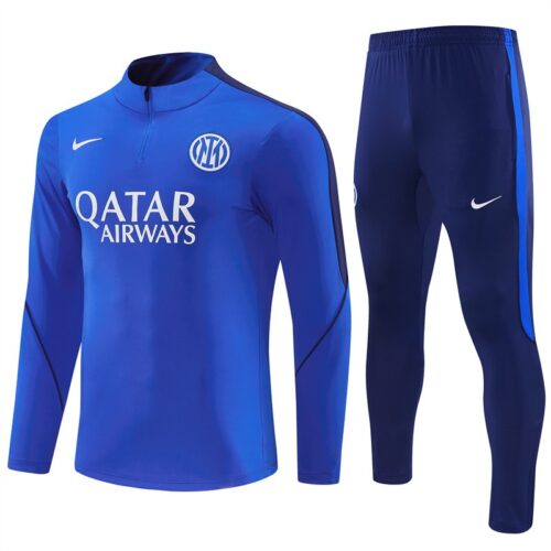 58DBCE2A-33C0-46B3-BF81-B78B3E4C770D Bayern München Trainingspak 26/27 – Crème/Navy