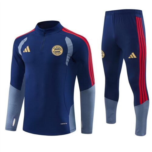 5A46AD53-336E-4CB2-8DA1-60DD31E4D6B7 Bayern München Trainingspak 26/27 – Crème/Navy