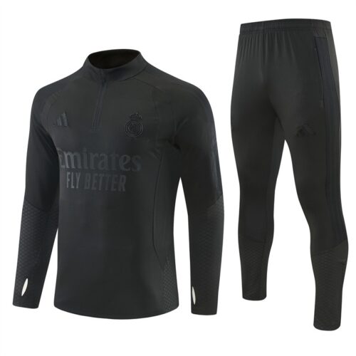 CE62FDBC-0024-4FEF-AD92-041DE172DB8C Real Madrid Trainingspak 26/27 – Crème/Magenta
