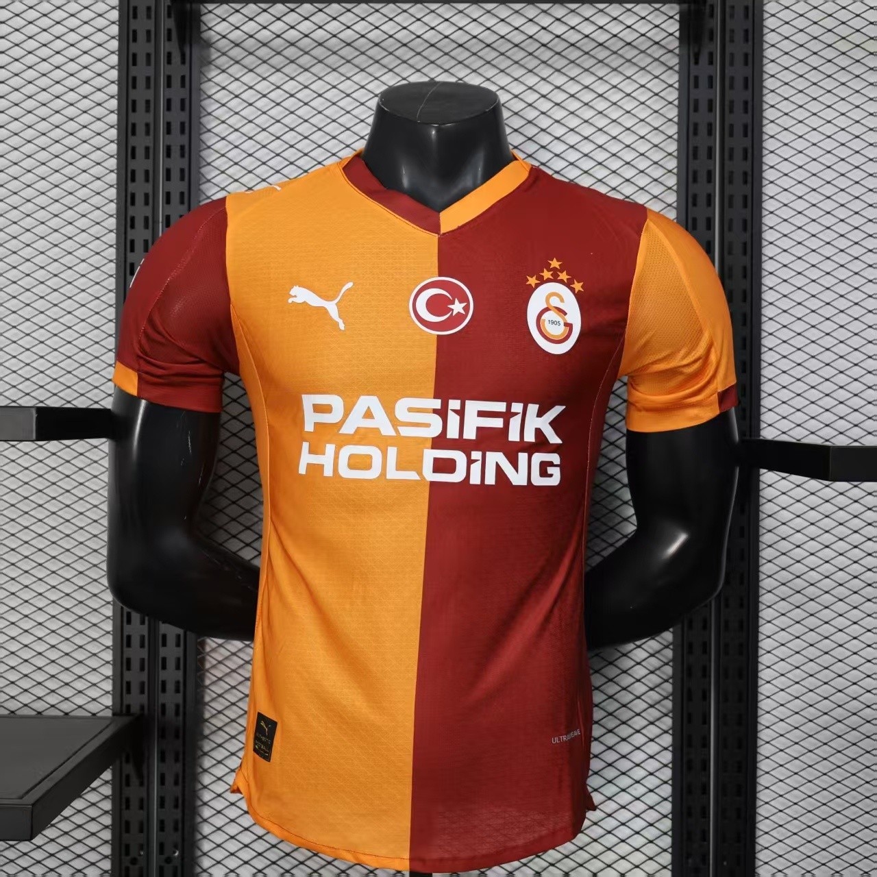Galatasaray thuis shirt 25/26